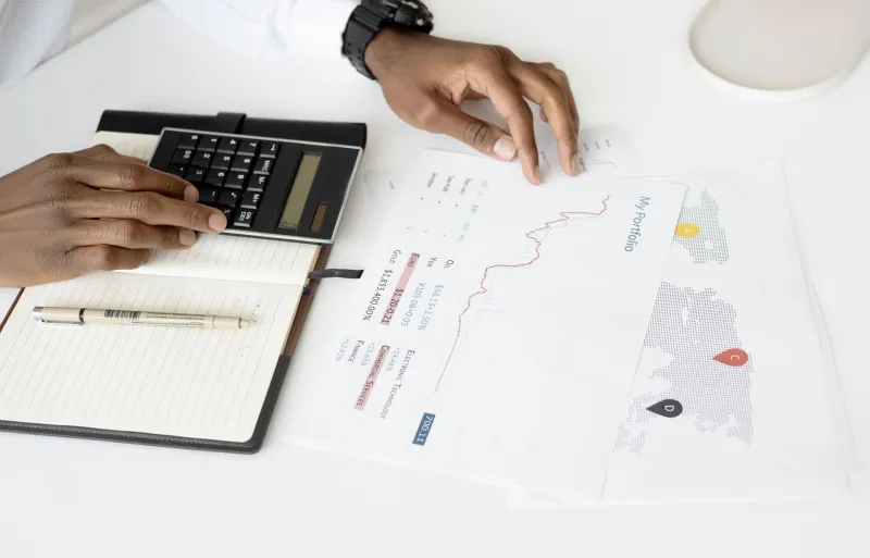 Calibrating Your Portfolio: The Art of Balancing Growth and Stability Through Market Transitions