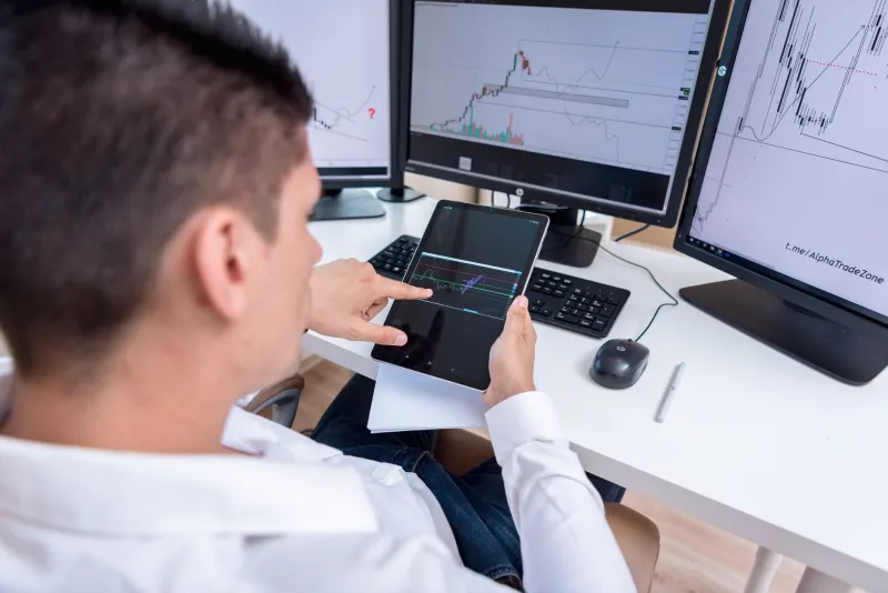 When Winners Become Warnings: Recognizing the Overconfidence Hidden Inside Your Top Holdings